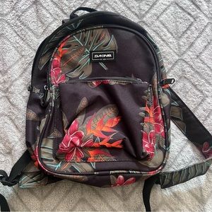 DaKine Essentials Backpack
